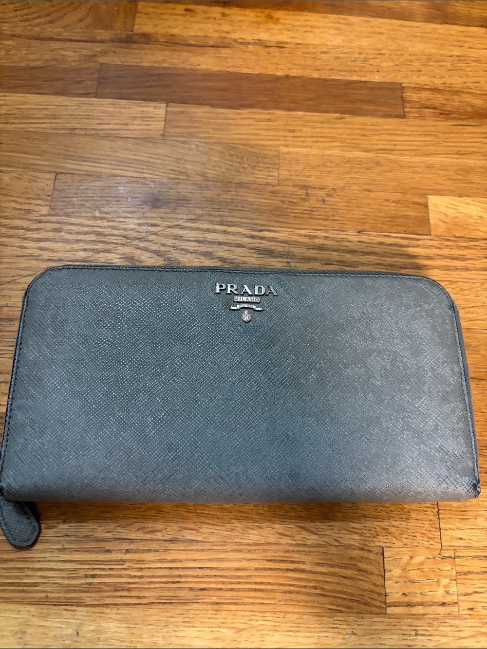 Prada Zip-Around Saffiano Wallet - Speckled Gray GUC